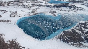Greenland-meltwater-lake_news.jpg